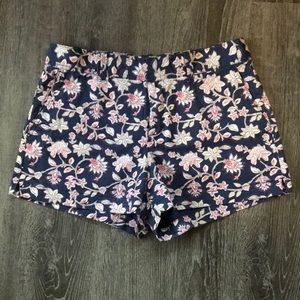 GAP city shorts size 8